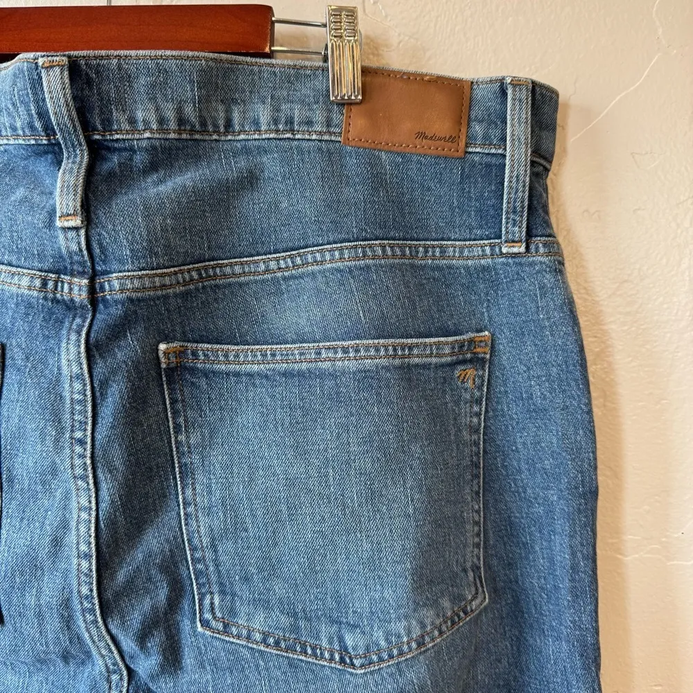 Madewell Comfort Stretch High Rise Perfect Vintage Jean in Maplewood Wash - Image 9