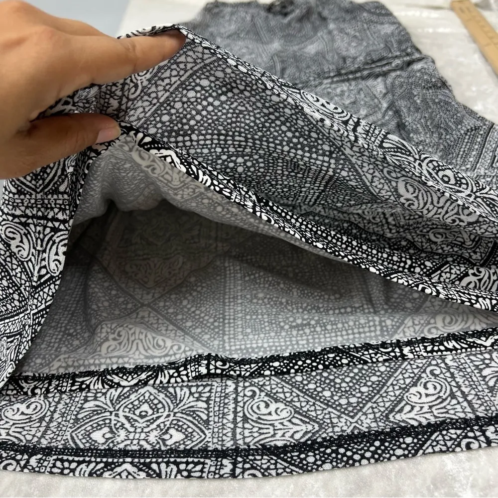 WHBM medium sheer overlay halter mini dress Moroccan print - Image 6