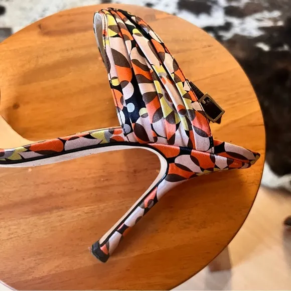 JIMMY CHOO Geometric Groovy Print Satin Heels‎ Ankle Wrap Size 39.5 - Image 6