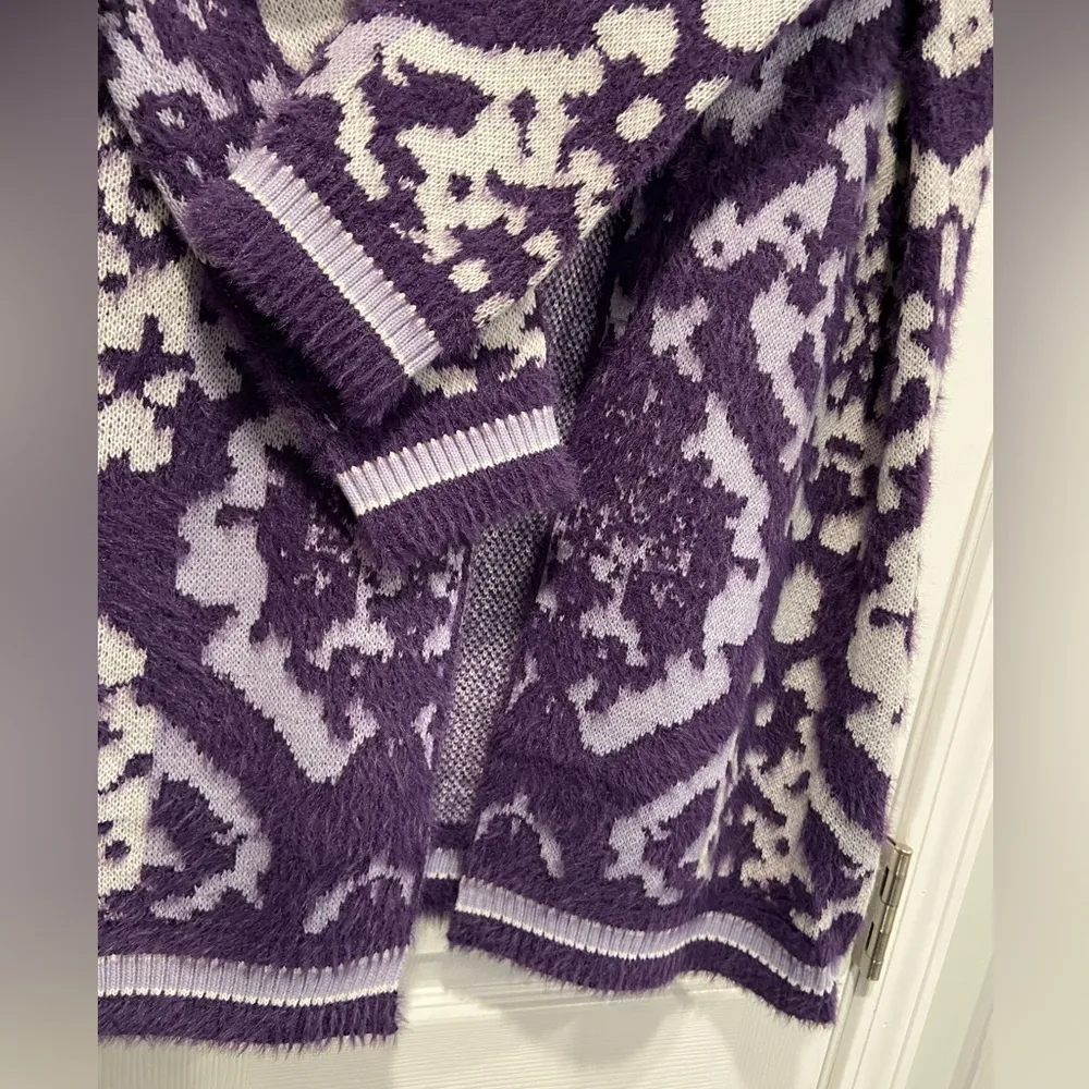 NWOT Serengeti Size M Purple White Fuzzy Oversized Open Front Knit Long Cardigan Size M - Image 3