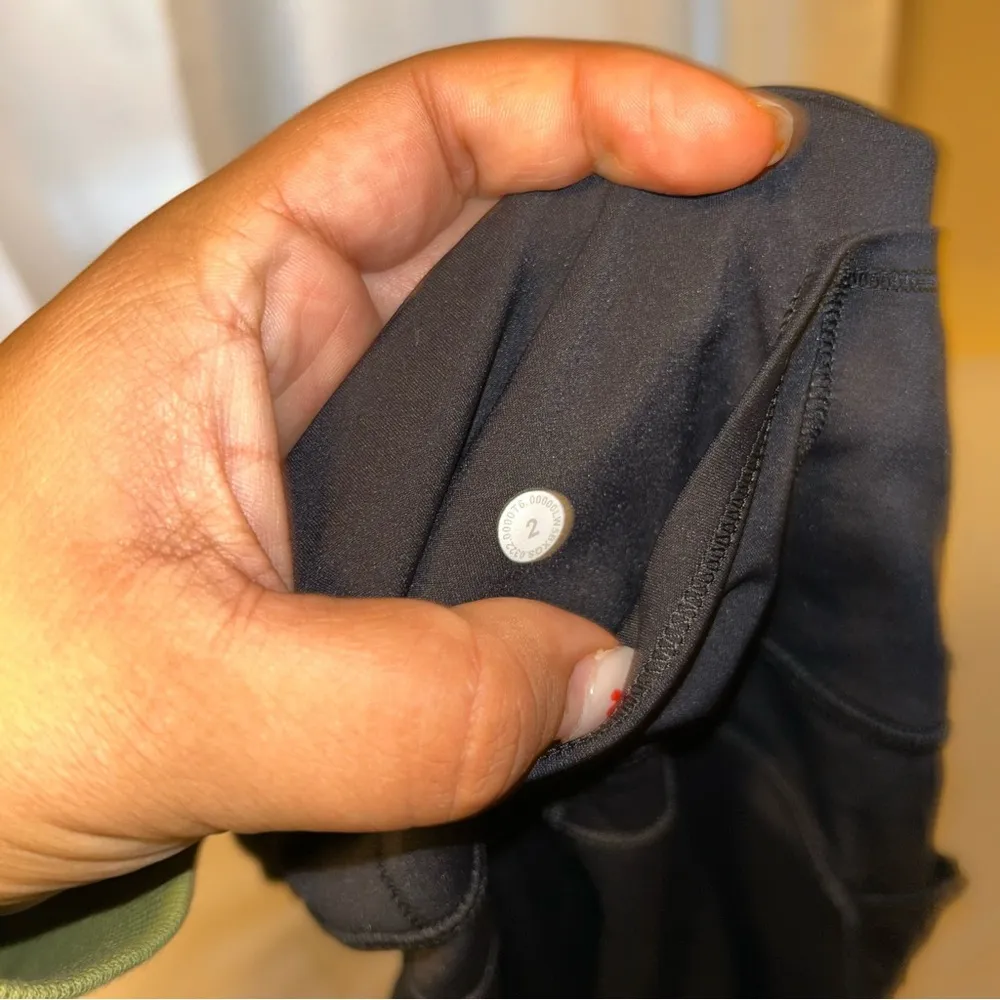 Lululemon Fast & Free 7/8 Tight II Non-Reflective Nulux 25"
Black - Image 5