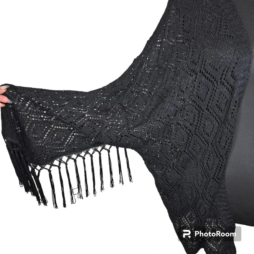 POL Black Crochet Knit Fringe Sleeve Cardigan - Image 2