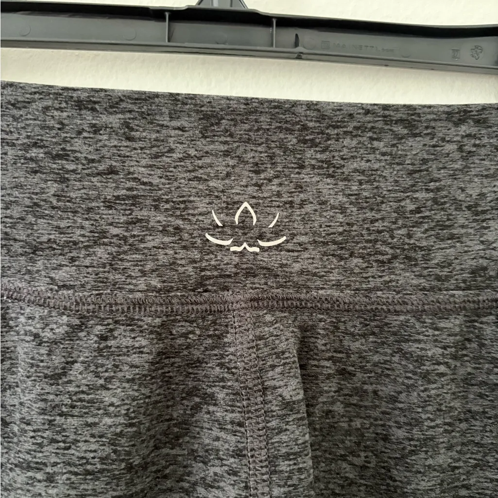 Beyond Yoga Space Dye Skort Medium Grey - Image 3