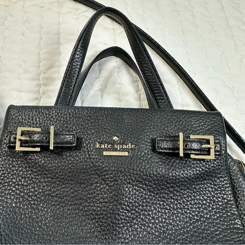 Kate Spade Black and Gold Pebbled Leather Crossbody Bag - Image 3