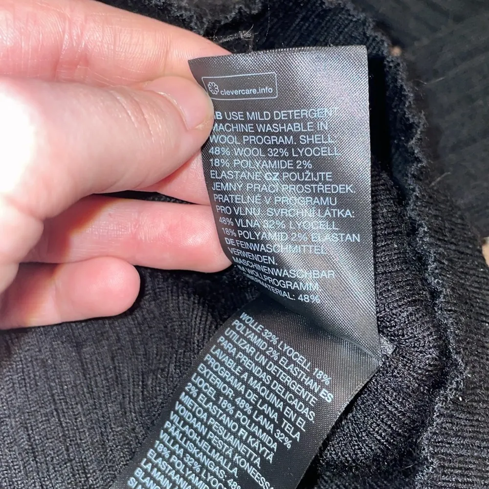 & Other Stories & other stories black collared sweater - Image 5