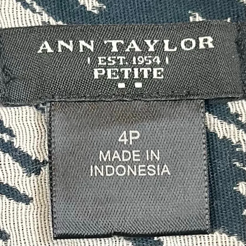 Ann Taylor Petite Beige Houndstooth Mini Skirt 4P - Image 6