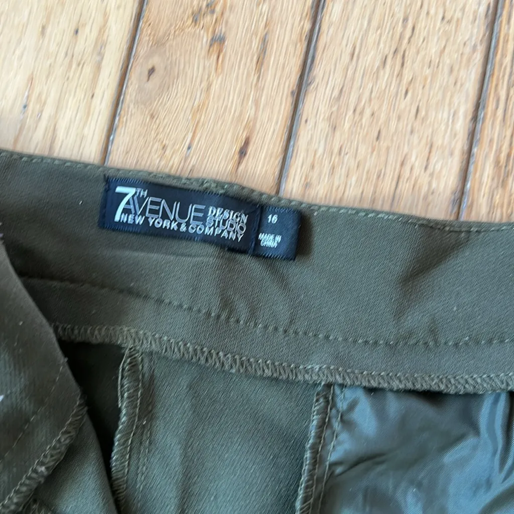 NY&Co 💚 7th Ave slacks Green Size 16 - Image 6