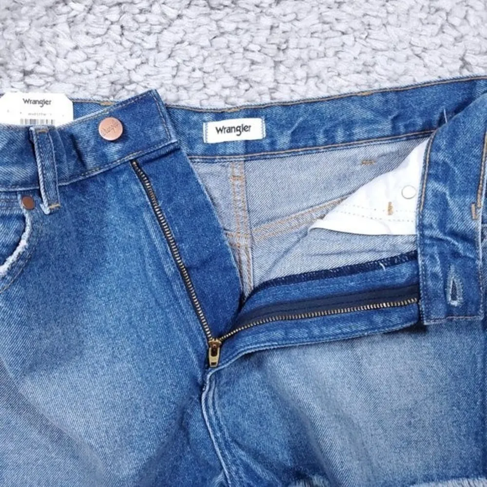 Festival Cut Off Denim Shorts High Rise Raw Hem Western Women's Size 28 - Image 8