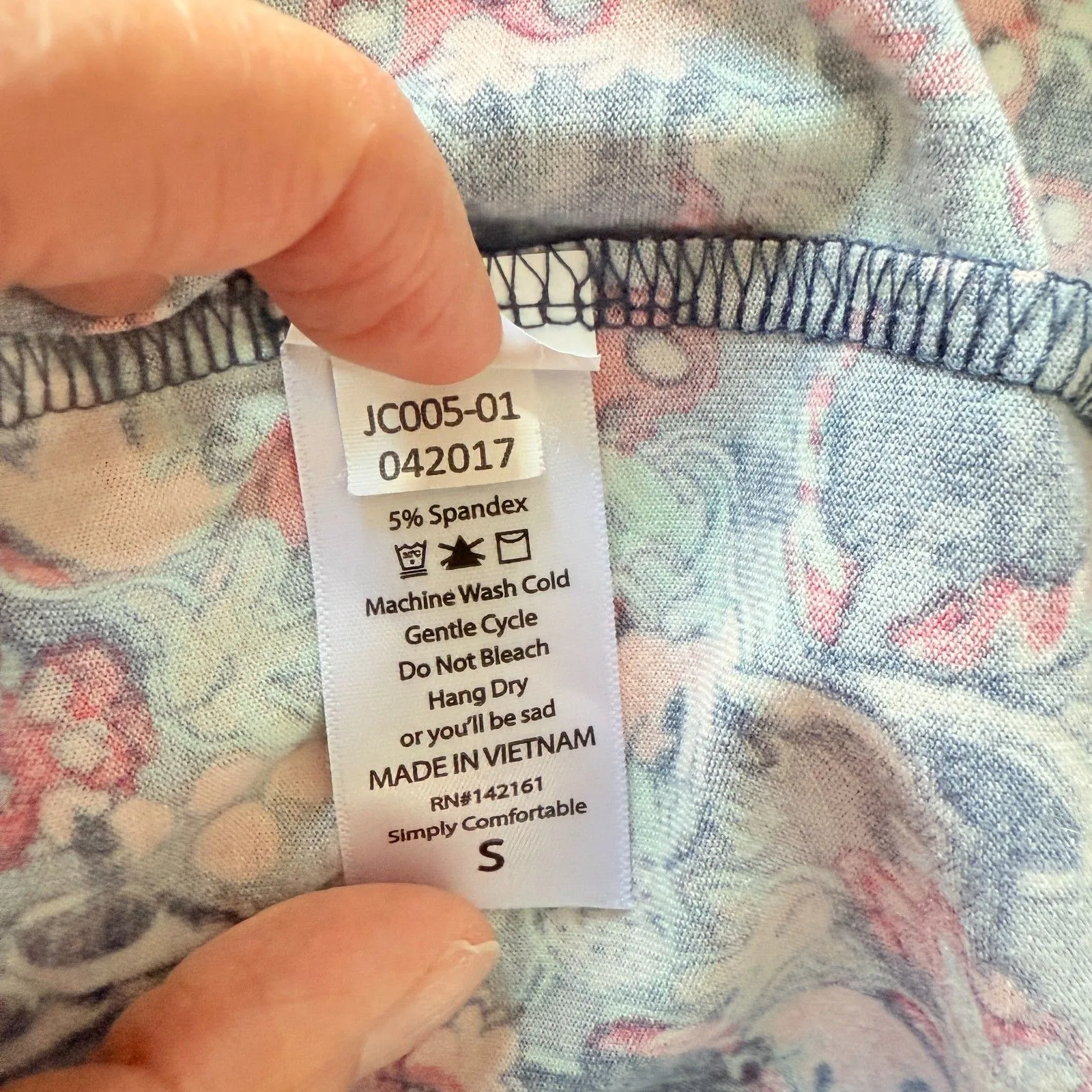 Lularoe Irma Disney Minnie Print Elbow Lenght Sleeve Hi Low Oversized Top S - Image 4