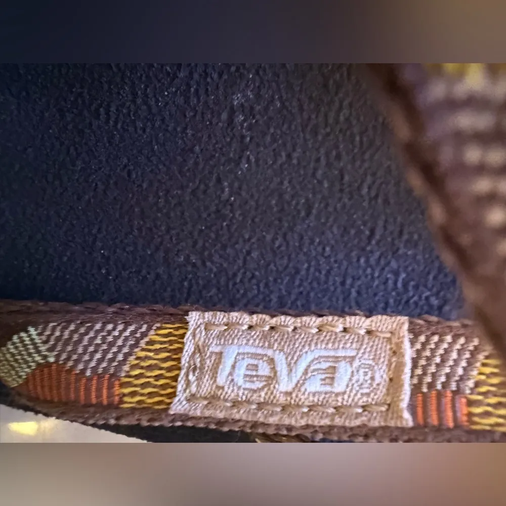 Teva Olowahu Flip-Flop Sandals Women's Olowahu Zaro Tiger Lily Polyester Sandal - Image 10