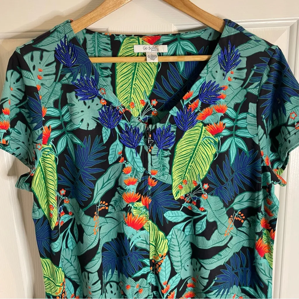 Go Softly Patio Tropical Print Women's Swim Cover - Image 3