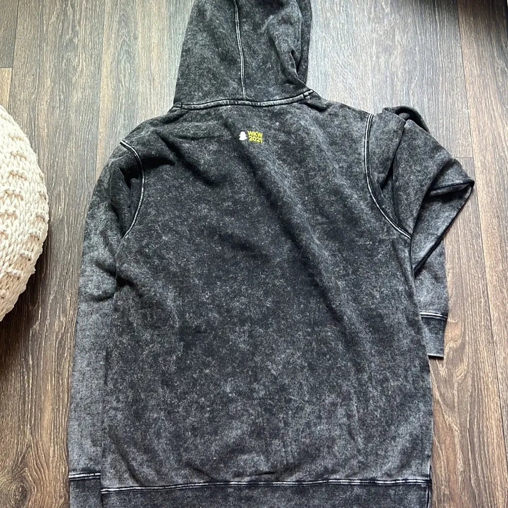 Snapchat Hoodie Size M - Image 5