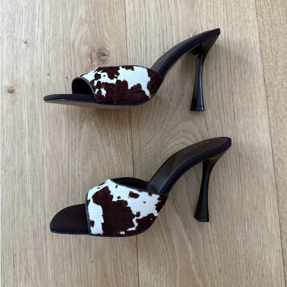 Aldo Mule Sandals Cowhide Evadalia Size US 5 Brown White - Image 2