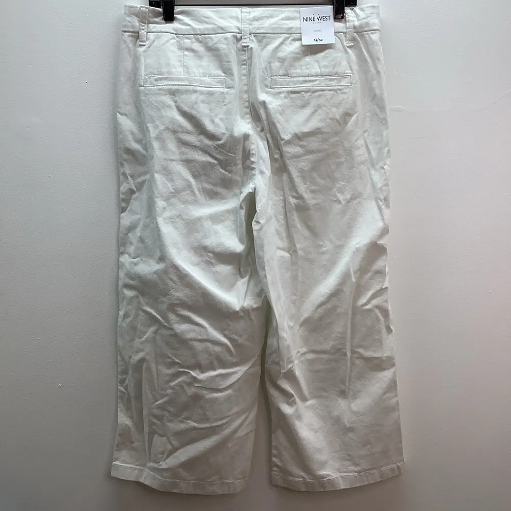 Nine West Size 14 Chino Wide Leg Crop Bright White Pants. New With Tags. - Image 4