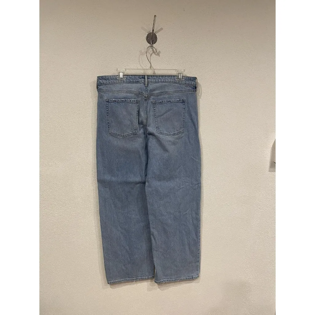 Old Navy Wide Leg Jeans Womens 14 Blue Light Wash Denim Five Pocket Classic - Image 5