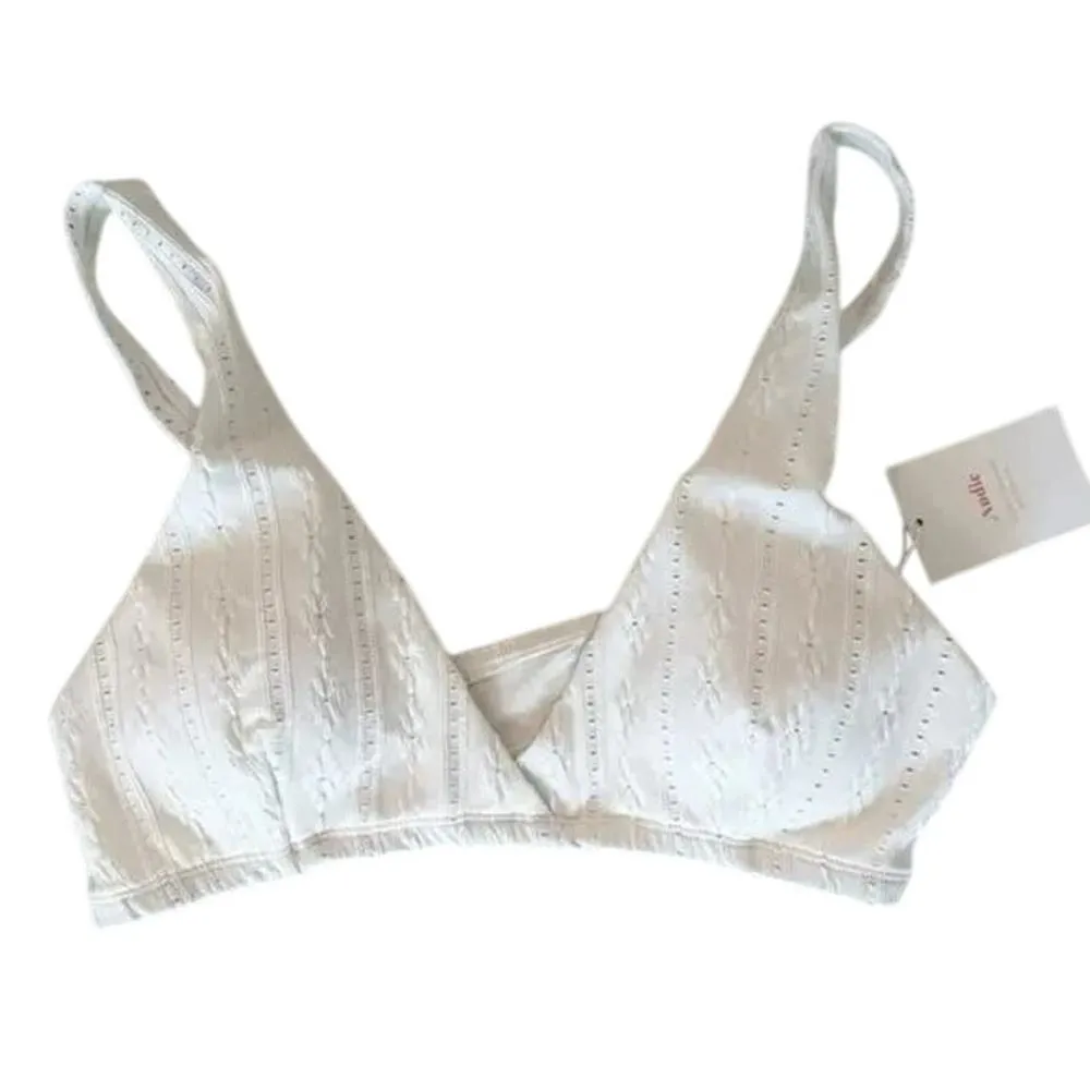 NWT Andie The Belmar Eyelet Bikini Top Bohemian Removable Cups M Coconut White - Image 9