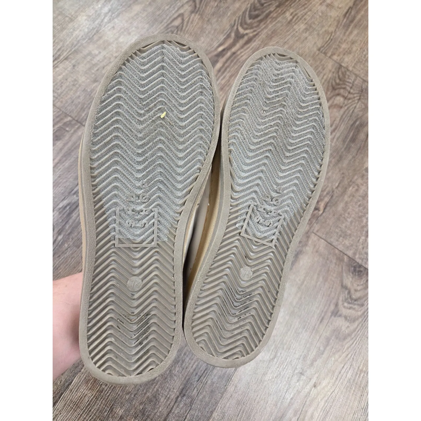 Shu Shop Women’s Salma Leopard Print Lace Up Sneakers Leather Gold Black 7.5 - Image 10