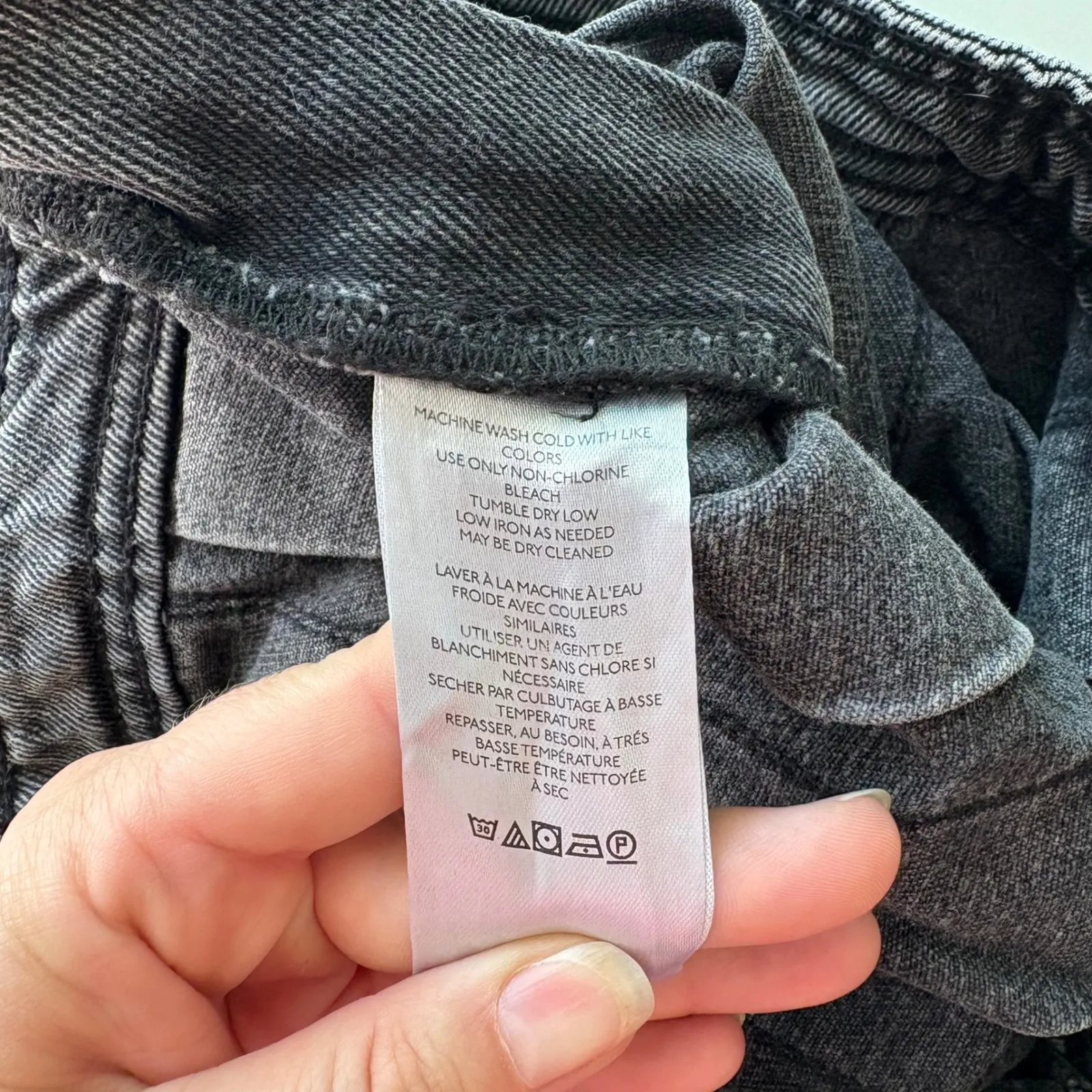 Pilcro Denim Pleated Mini Skirt size 10 Acid‎ Wash Black Grunge Skater Style - Image 4