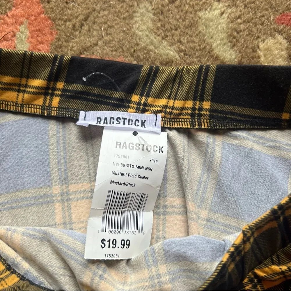 Mini skirt  - Image 2