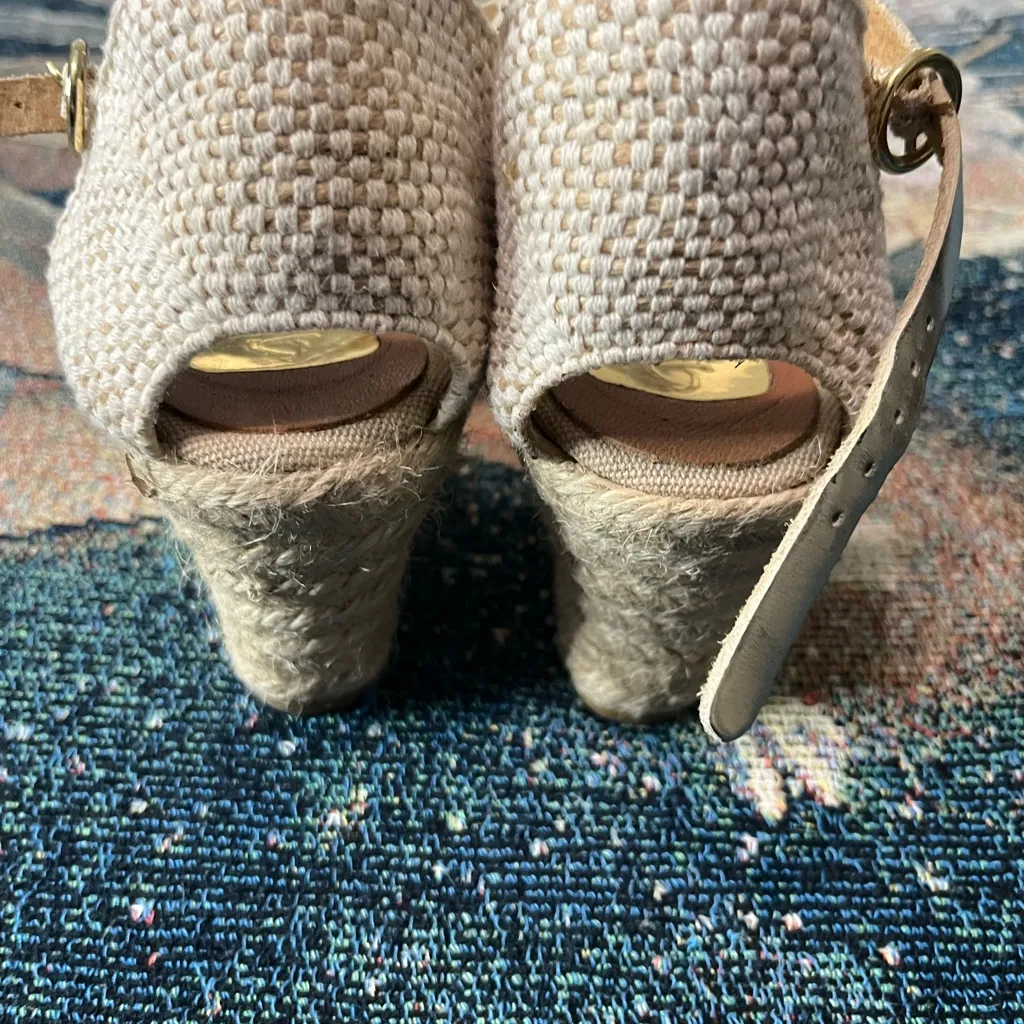 Kanna Tan & Gold Tweed Wedge Heels Espadrille Sandals Peep Toe Size 39 Cottage - Image 6