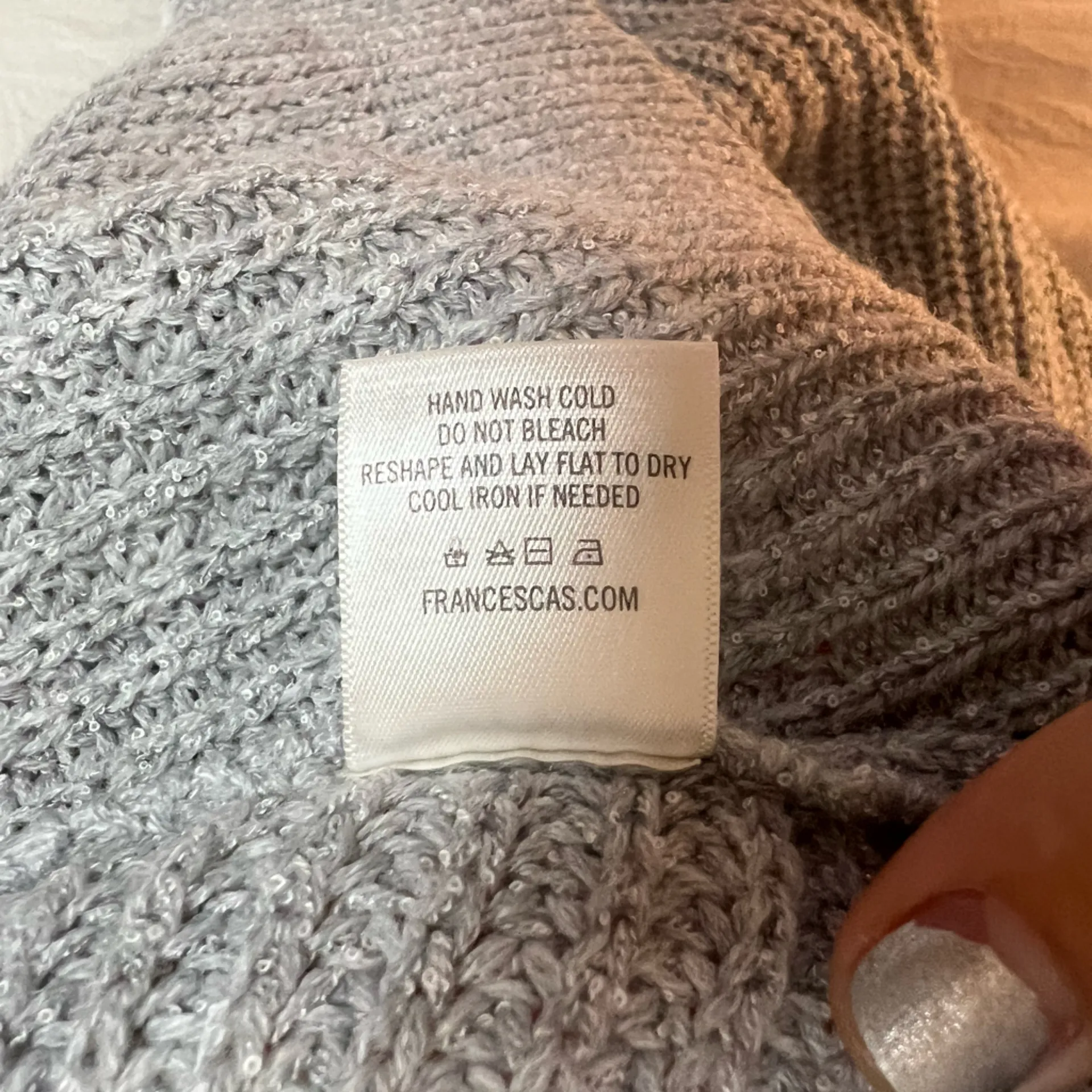 MiAmi  women Gray Knot Back
Sweater Small - Image 9