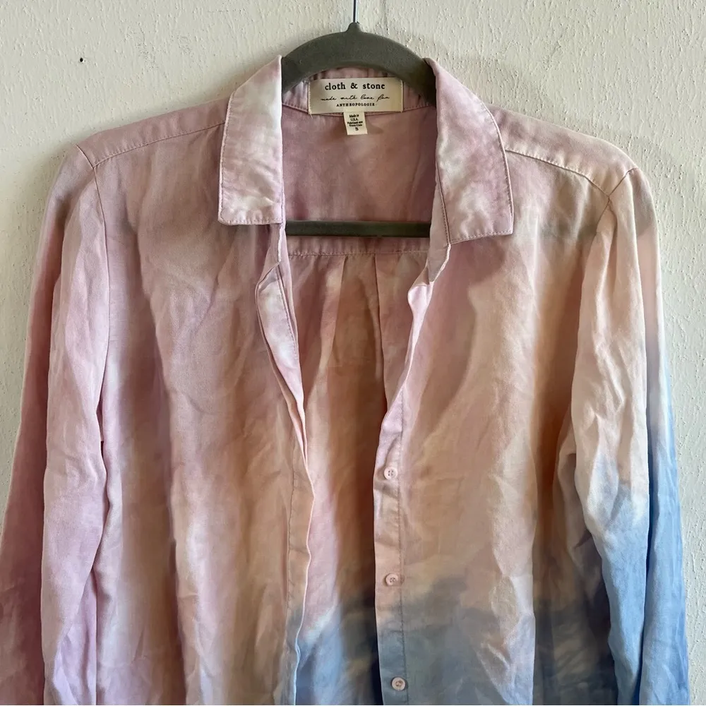 Anthropologie Top Cloth & Stone Tie-Dye Button Down Pink Peach & Blue Sz S EUC - Image 4