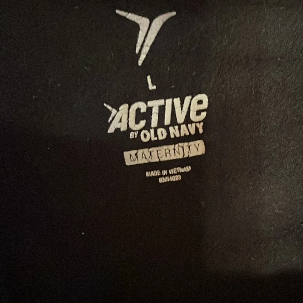 Active by Old Navy Maternity black pants size L - Image 3