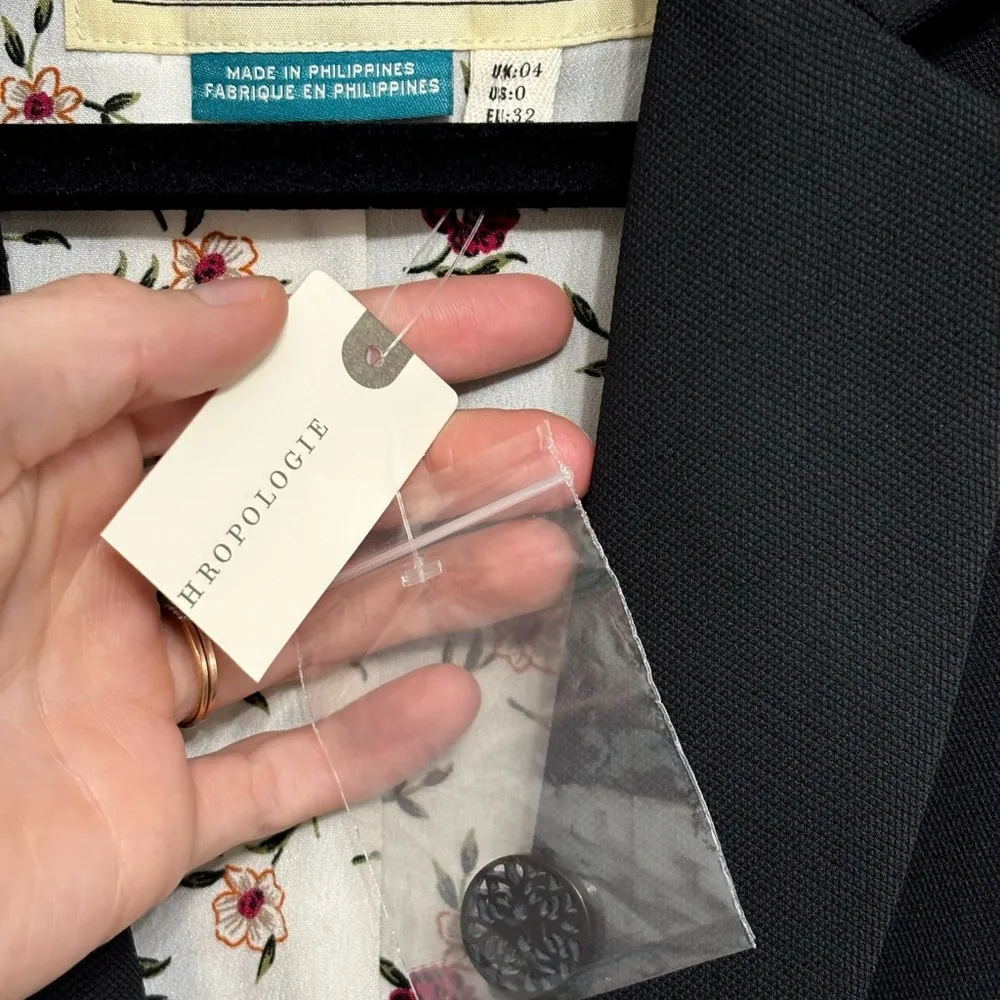 NWT Cartonnier Anthropologie Lloyd Tie Sleeve Easy Blazer in Black - Size 0 - Image 8