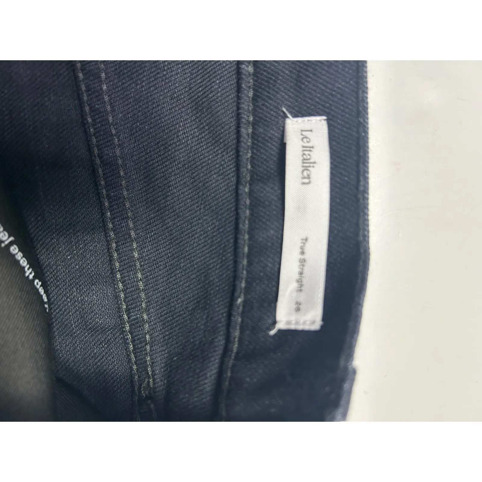 Frame Denim Jeans Frame Le Italien True Straight Jeans in Black. Size 26. NWOT - Image 9