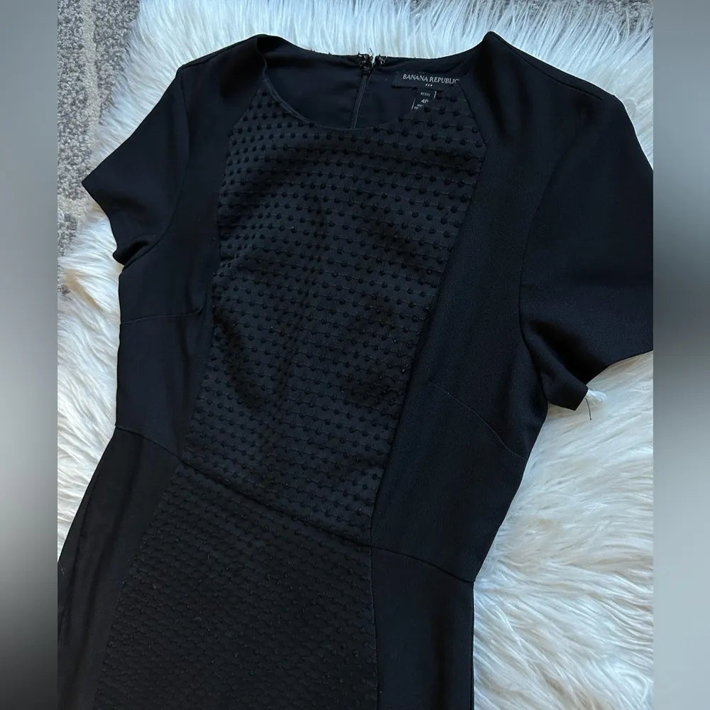 Banana Republic textured sheath dress - Image 3