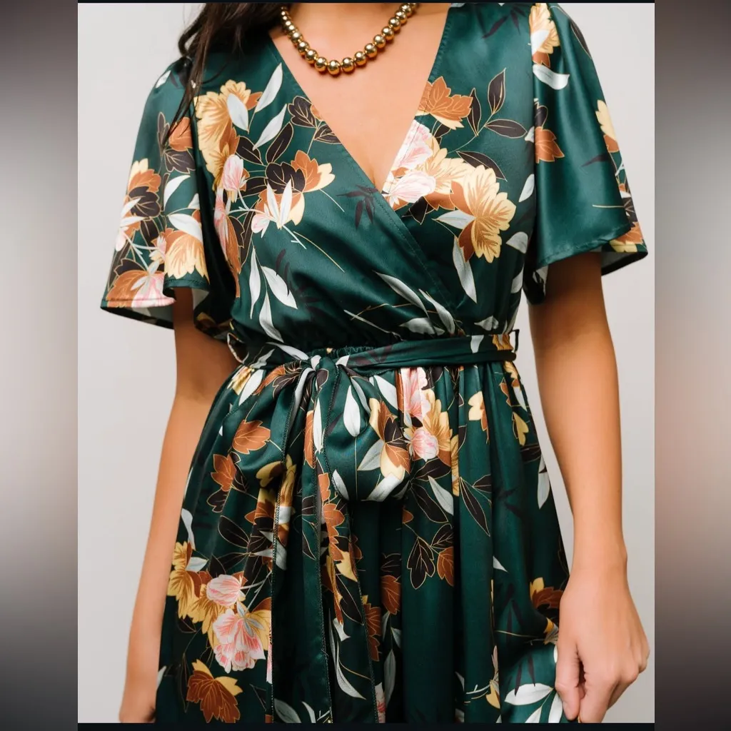 NWT Baltic Born Sicily Satin Floral
Maxi Dress M Dark
Green Wrap V-Neck - Image 11