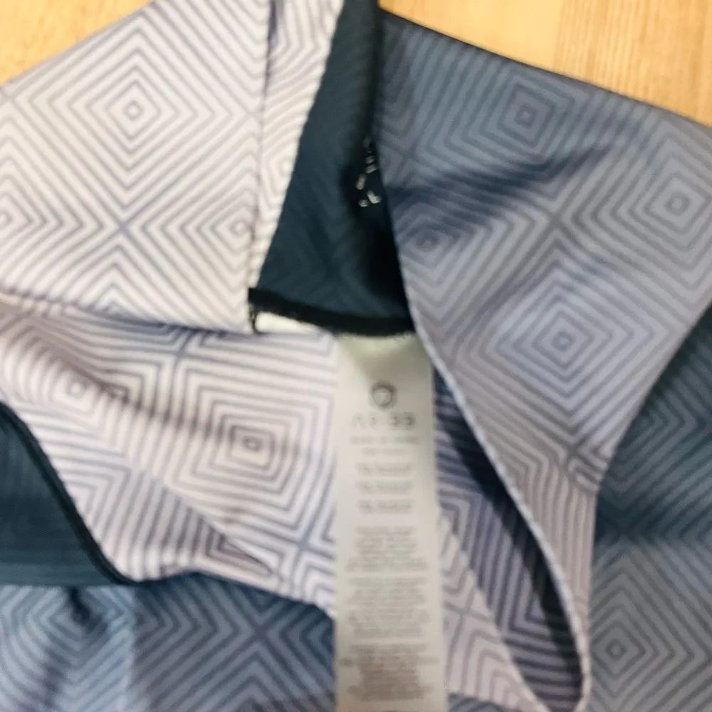 AR-33 Alpha High Waisted Legging blue size small - Image 3