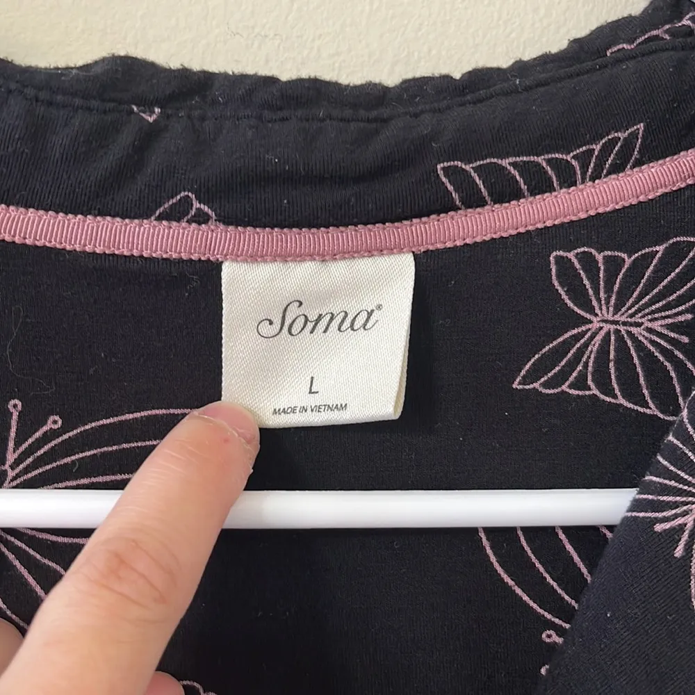 Soma Cool Nights Long Sleeve Grosgrain Trim Notch Collar Pajama Top Size Large - Image 7