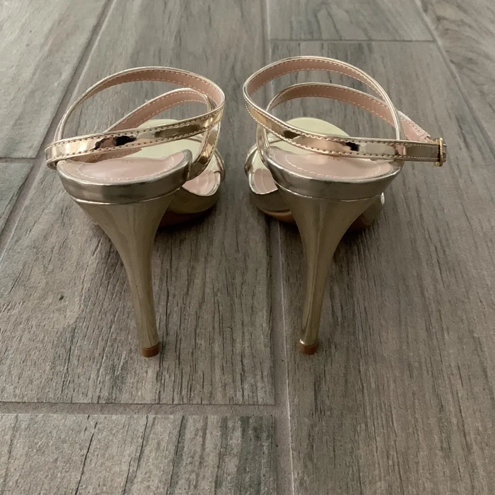 Shoe republic la gold heels - Image 3
