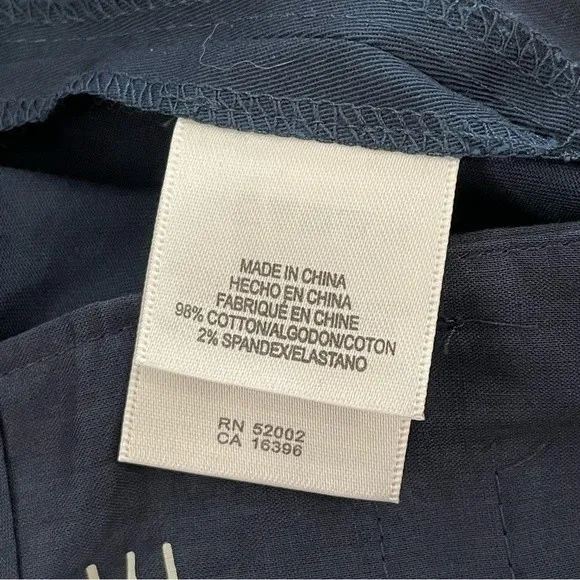 NWT Liz Claiborne Navy Stretch Bermuda Shorts‎ Size 4P - Image 6