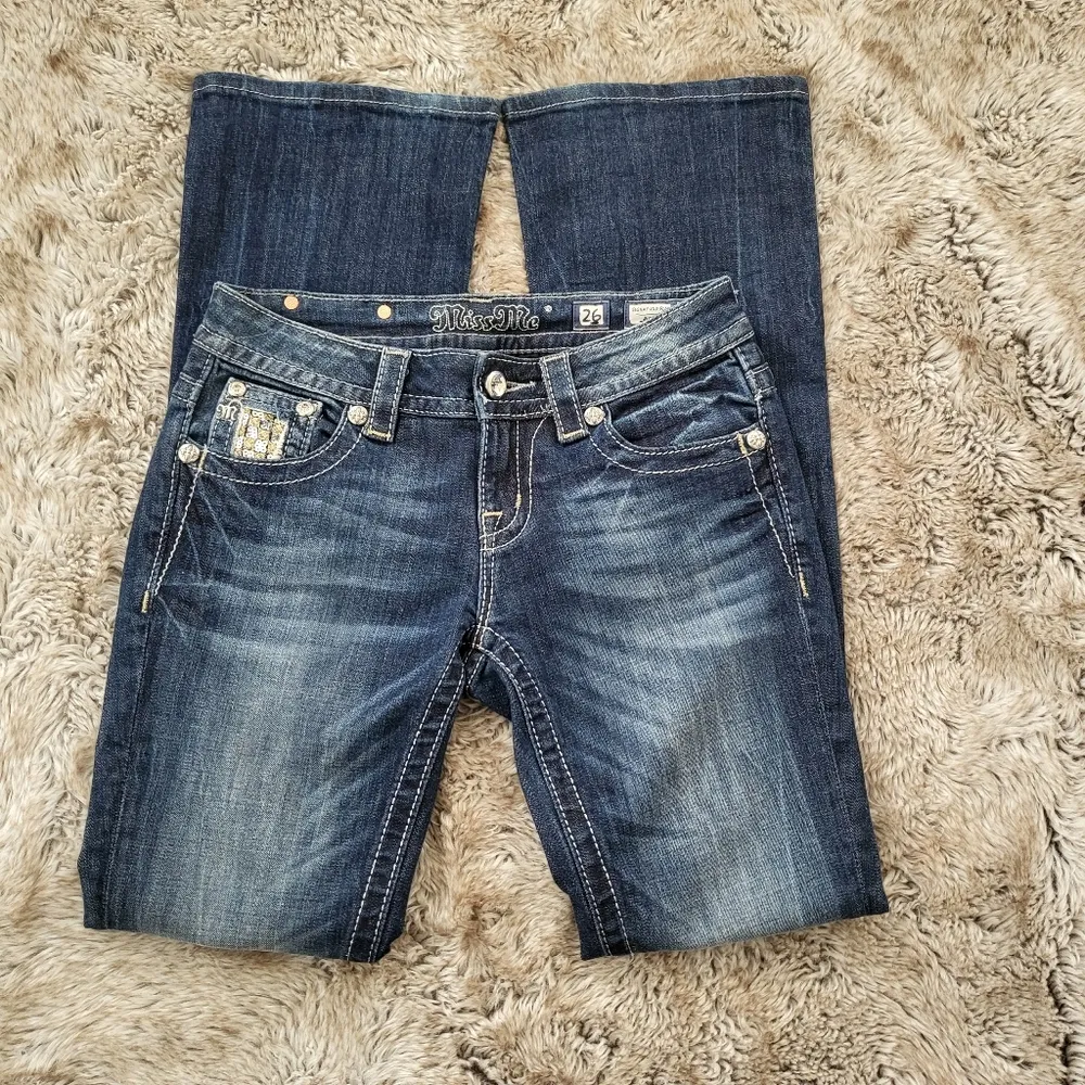 Miss Me Jeans Signature Rise Sequin Pocket Boot Cut Jeans Style JP6239BL Size 26 - Image 4
