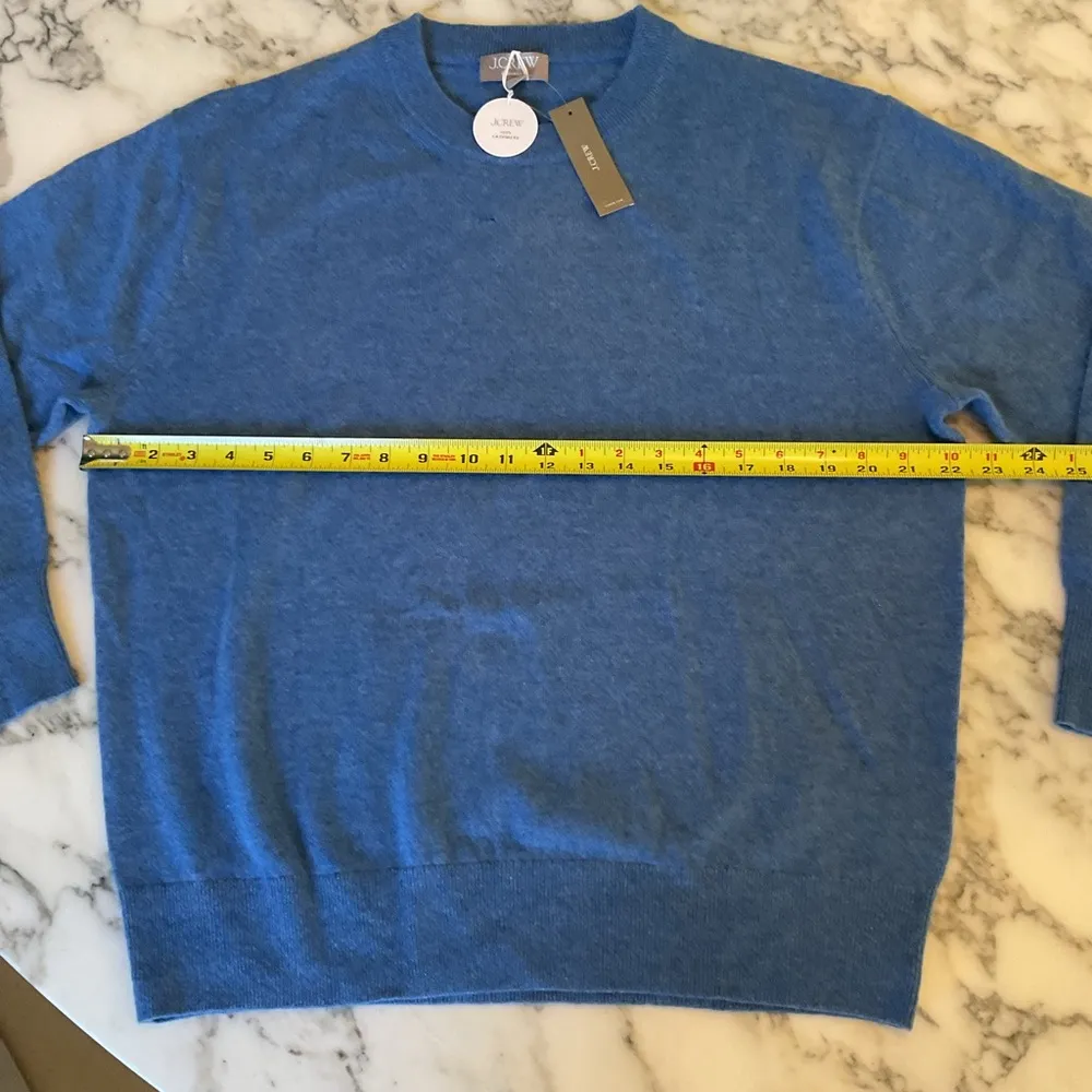 NWT J Crew Blue Cashmere Relaxed Crewneck Sweater Sz S Long Sleeve - Small Hole - Image 5
