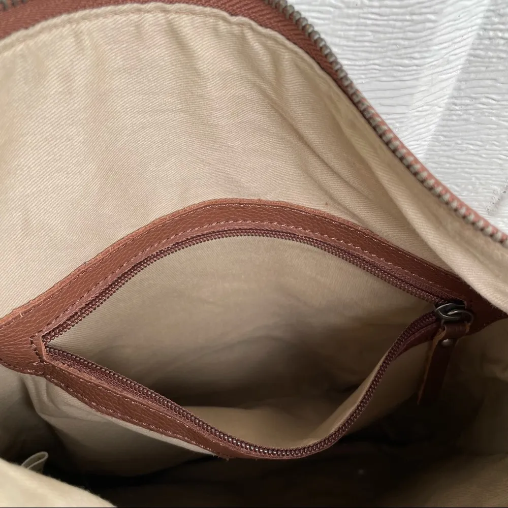 Lucky Brand Women’s Purse Brown Leather Crossbody - Image 10