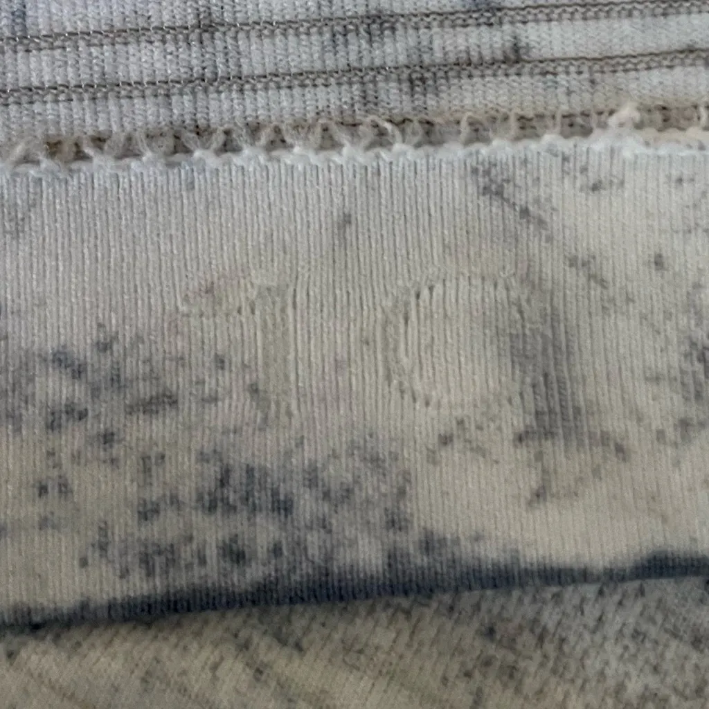 LULULEMON Swiftly Tech Racerback 2.0 in Multi Dye White / Grey / Black Size 10 - Image 12