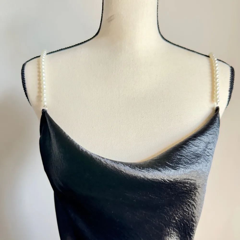 🆕 Bebe Elegant Black Satin Pearl Dress NWT - Image 3