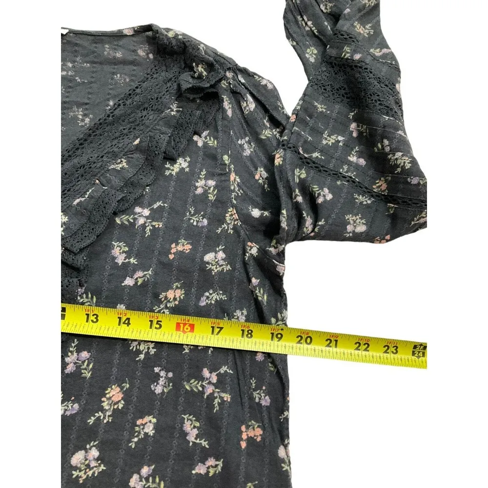 America Eagle Women Size Medium Black Distressed Floral Crop Top (6-745) - Image 7