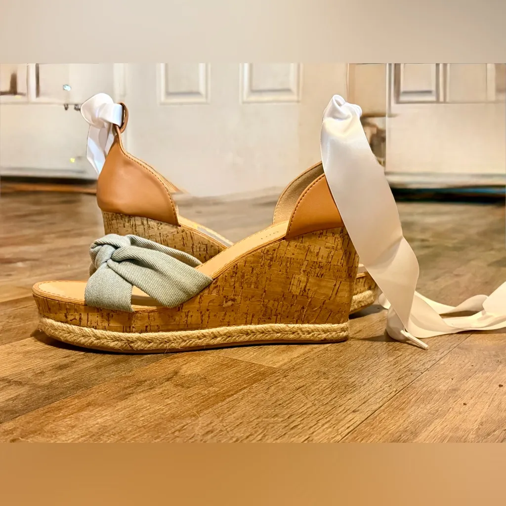 Steve Madden Girl Collette Wedge Denim Sandal Size 9.5 NWT - Image 3