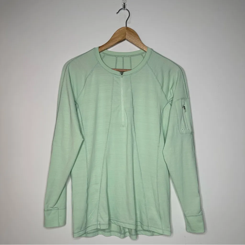 Athleta Pacifica UPF 50+ Long Sleeve Top in Mint Sorbet Size Medium - Image 3