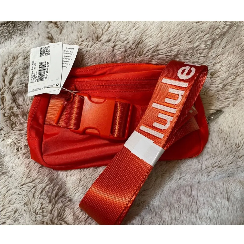 1L Everywhere Belt Bag Solar Orange - Image 3