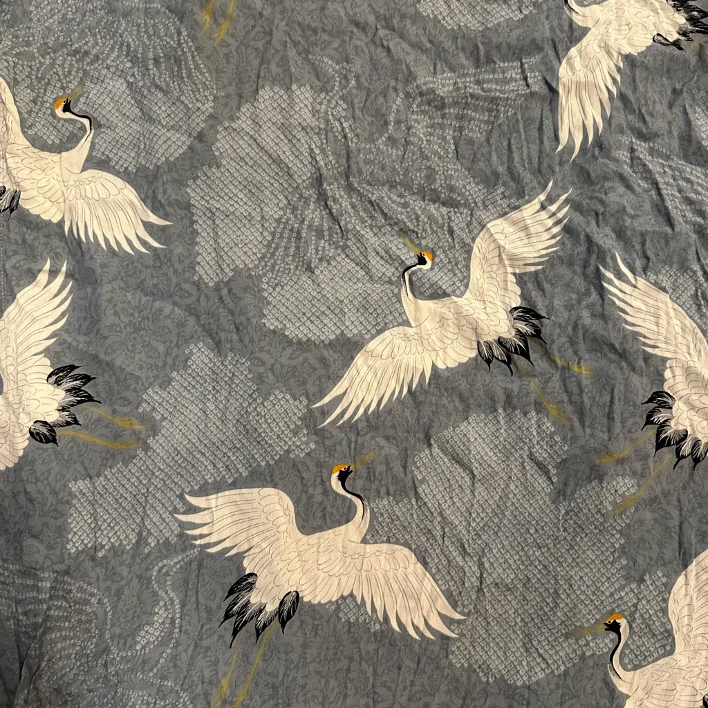 Zara Basic Light Blue Kimono with Crane Design - Image 3