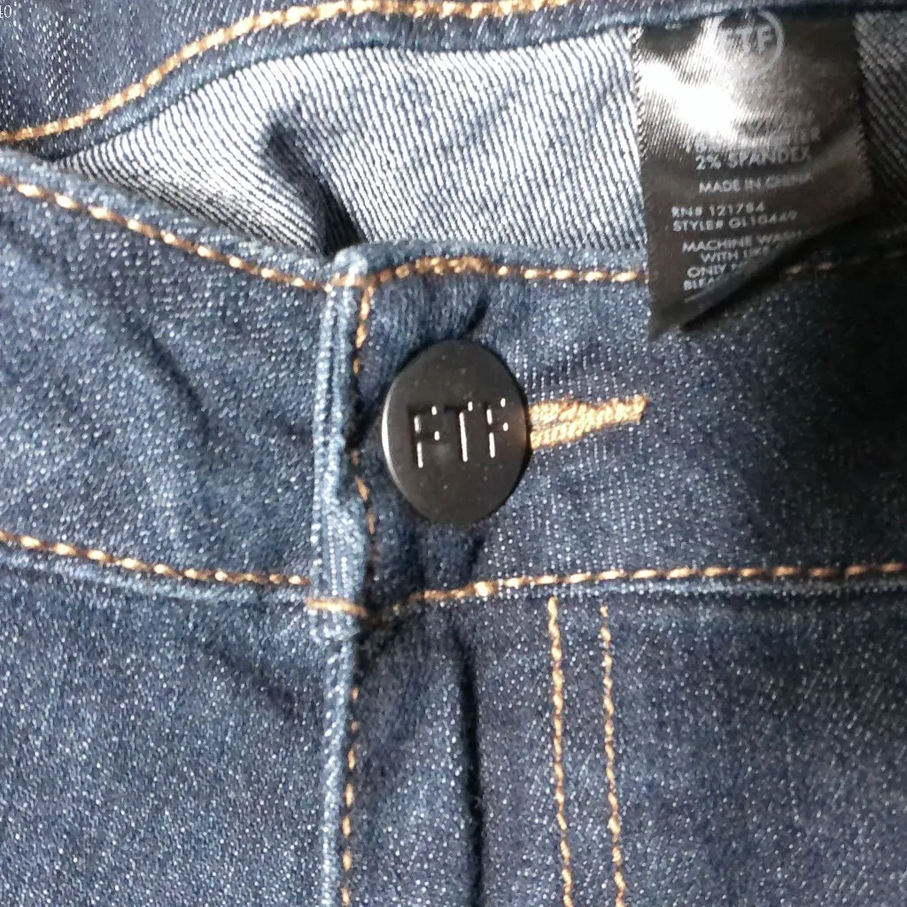 Fashion to Figure Size 24 Dark Rinse Skinny Jeans - Image 9