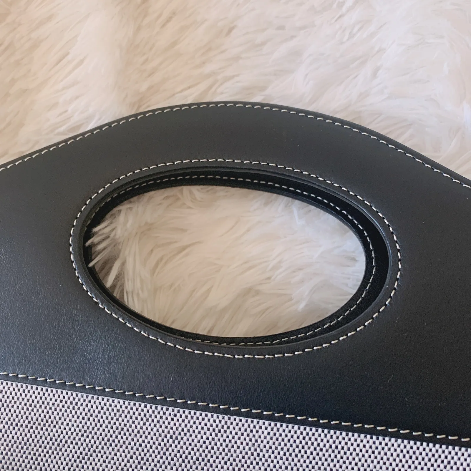 Burberry Medium Pocket Bag - Black/Tan - Image 6