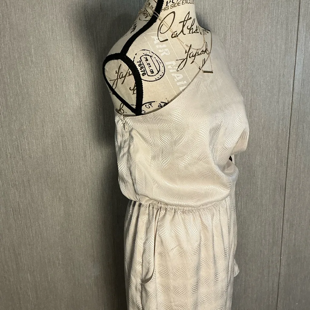 Love Whit Chic One - Image 6