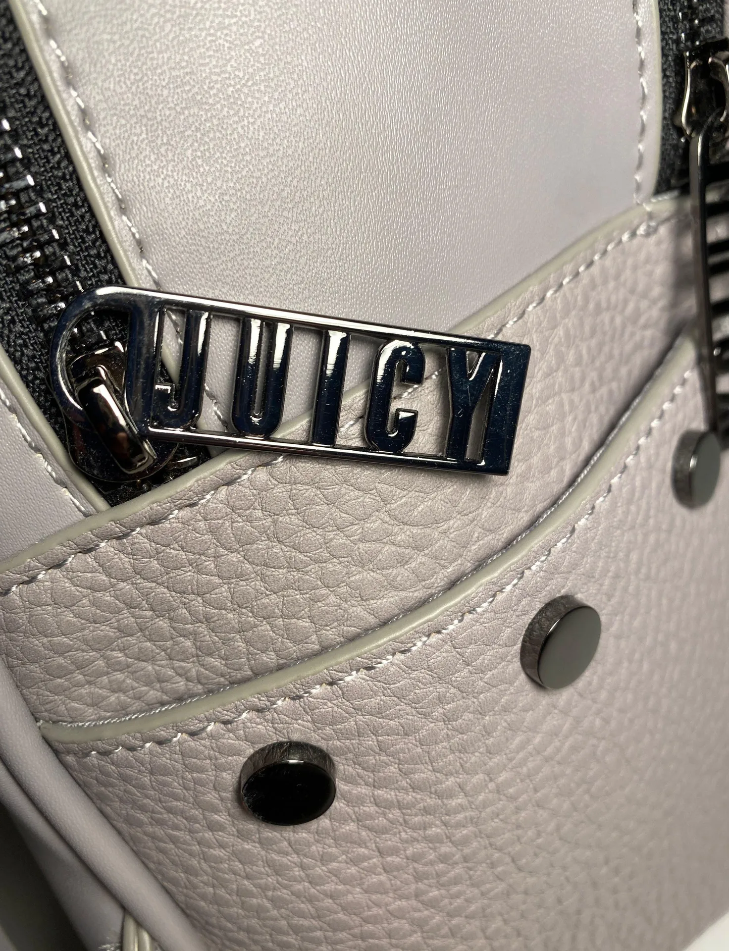 Juicy Backpack - Image 4