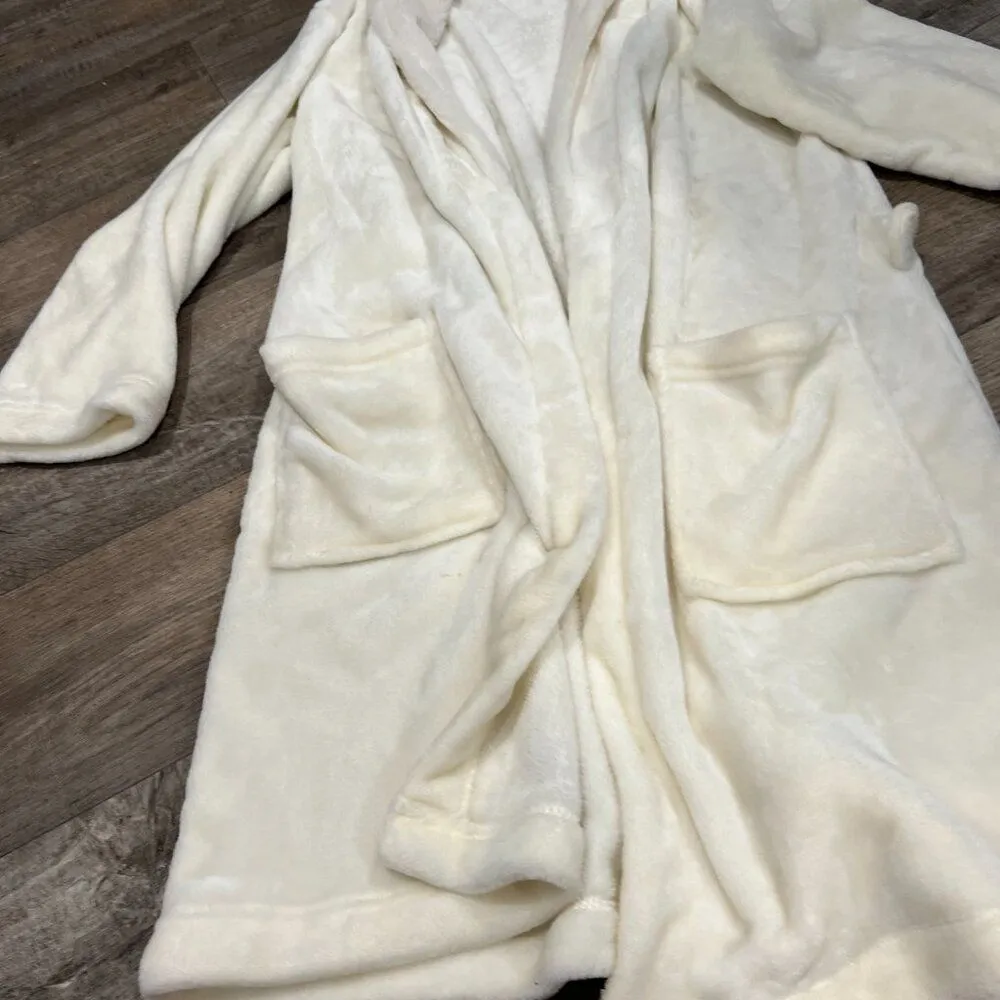 Adrienne Vittadini OS Robe - Image 7